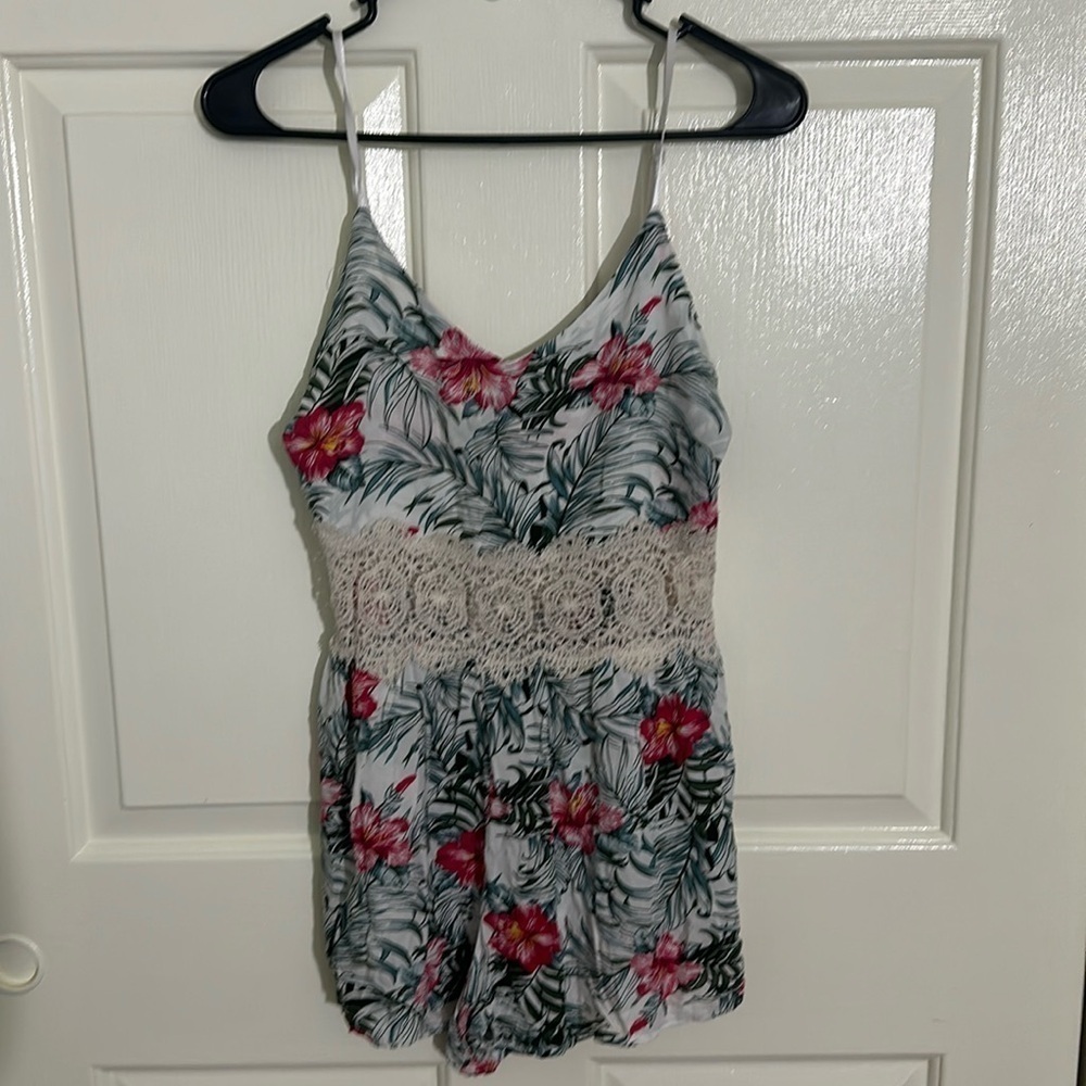 Romper by Maze tropical flower, lace at waist size‎ M. Never worn